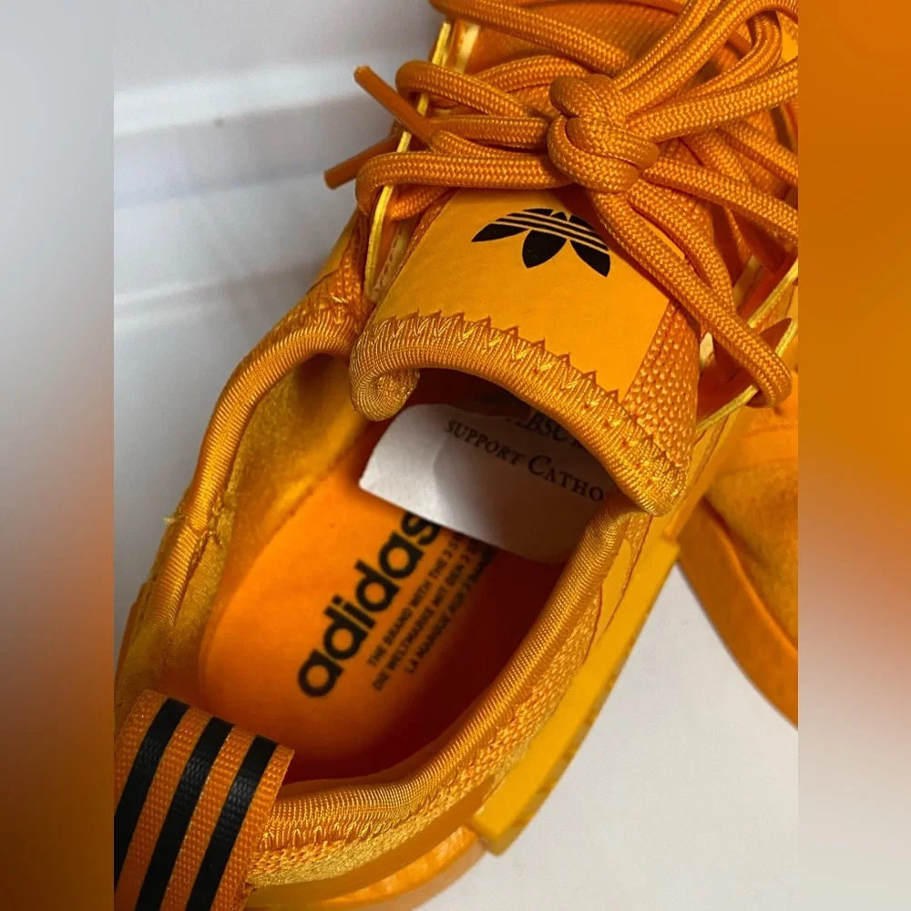 adidas NMD R1 Orange Womens Shoes new without box - Picture 2 of 10